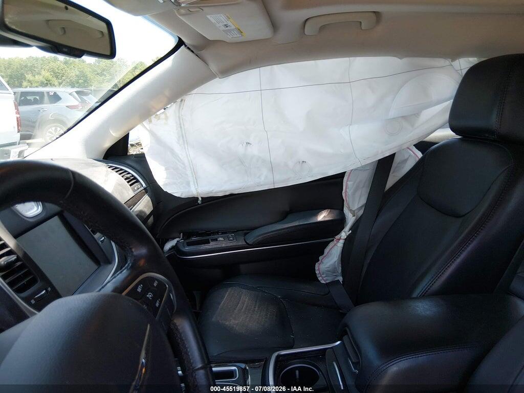 2C3CCAAG5FH930491 2015 CHRYSLER 300 photo no. 5