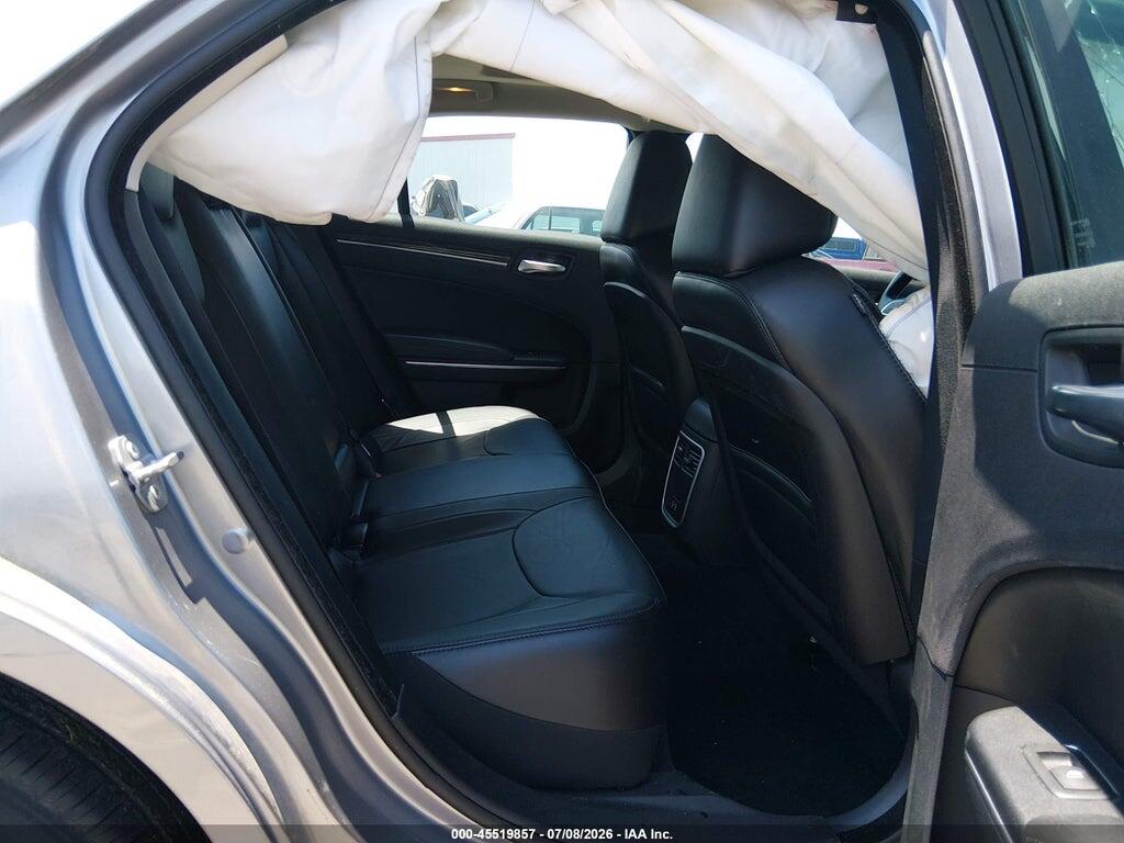 2C3CCAAG5FH930491 2015 CHRYSLER 300 photo no. 8