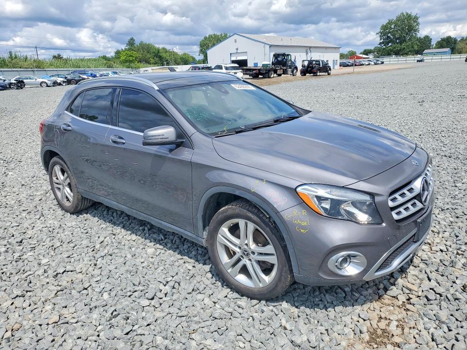 2019 MERCEDES-BENZ GLA 250 4MATIC — Фото 4 из 13