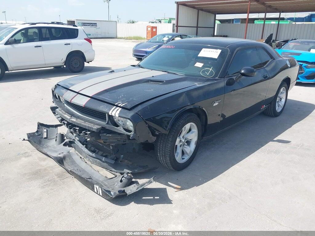 2C3CDYAG3DH684351 2013 DODGE CHALLENGER photo no. 2