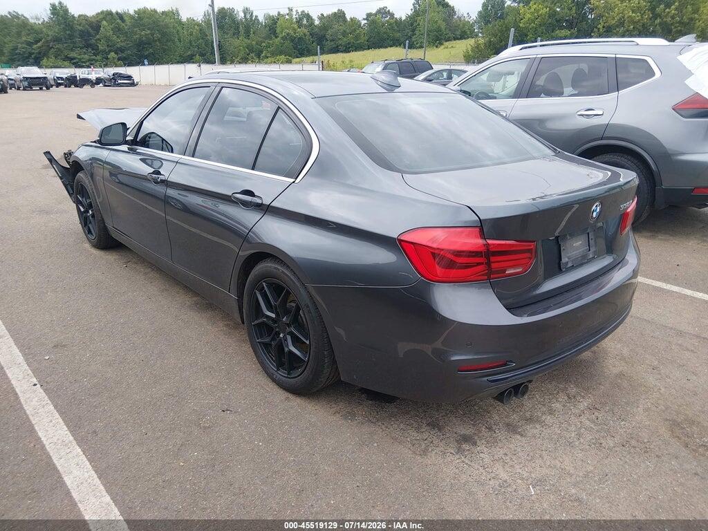 WBA8B9C59JK676832 2018 BMW 330I photo no. 3