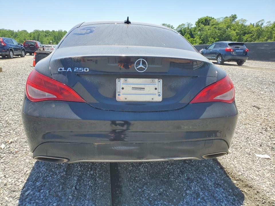 2019 MERCEDES-BENZ CLA 250 — Фото 6 из 12