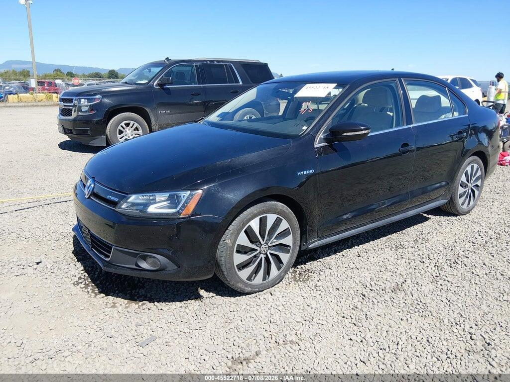 3VW637AJ7DM229549 2013 VOLKSWAGEN JETTA HYBRID photo no. 2