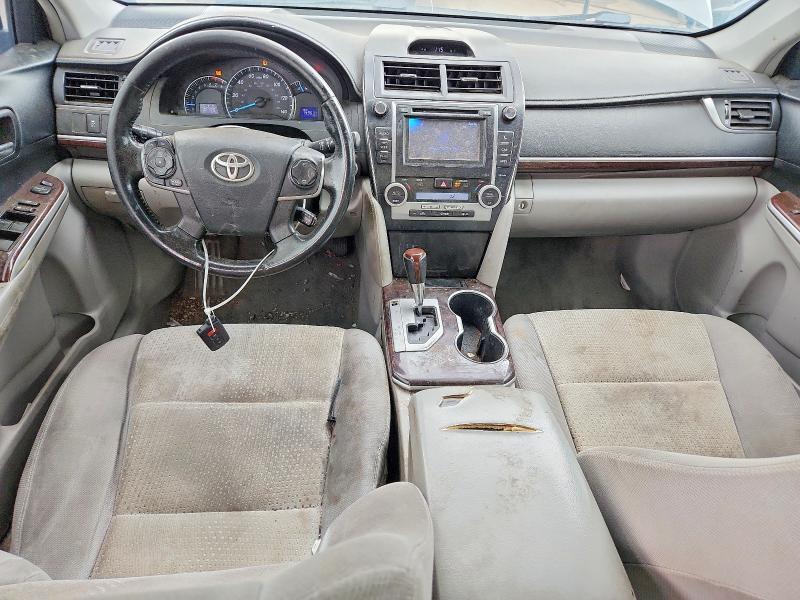 2013 TOYOTA CAMRY XLE — Фото 8 из 12