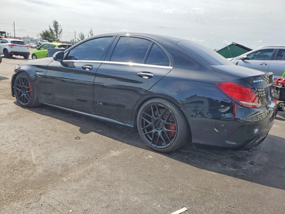 2019 MERCEDES-BENZ C 63 AMG — Фото 2 из 13