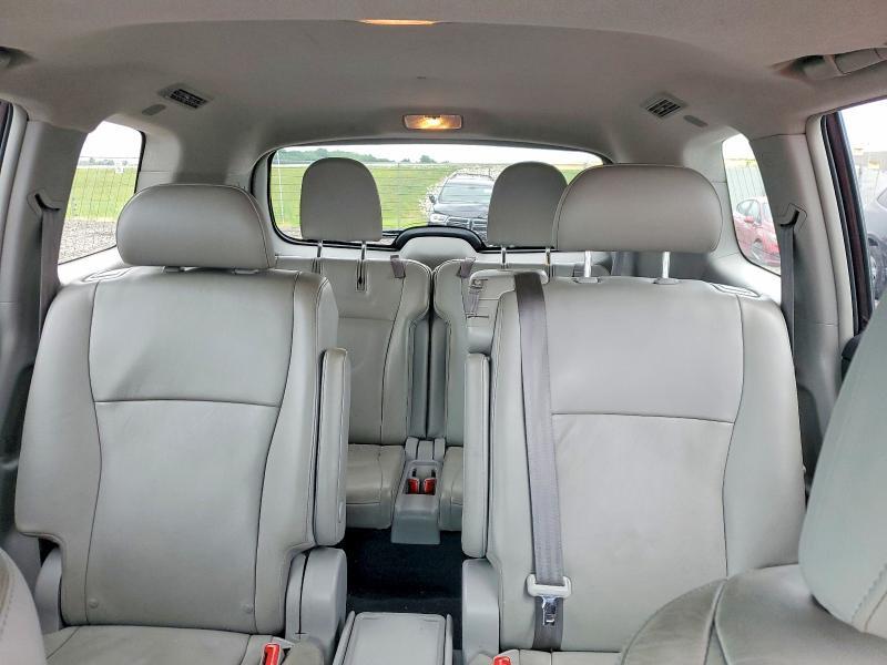 2013 TOYOTA HIGHLANDER SE — Фото 10 из 14