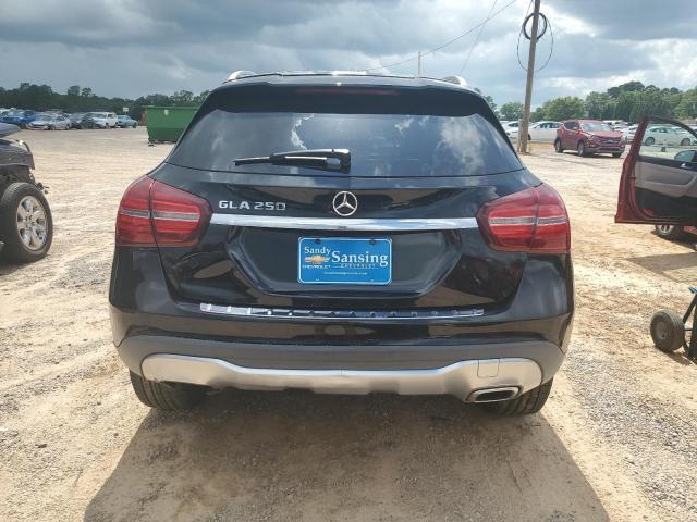 2019 MERCEDES-BENZ GLA 250 — Фото 6 из 12