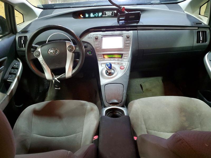 JTDKN3DU4D1682888 2013 TOYOTA PRIUS photo no. 8
