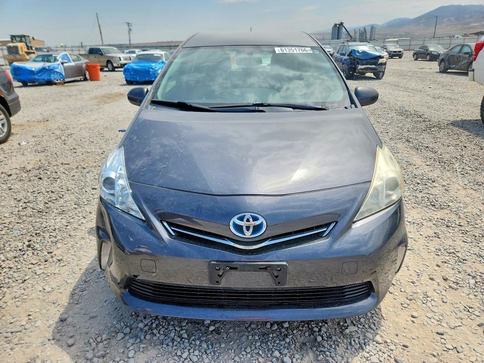 2013 TOYOTA PRIUS V TWO — Фото 5 из 12