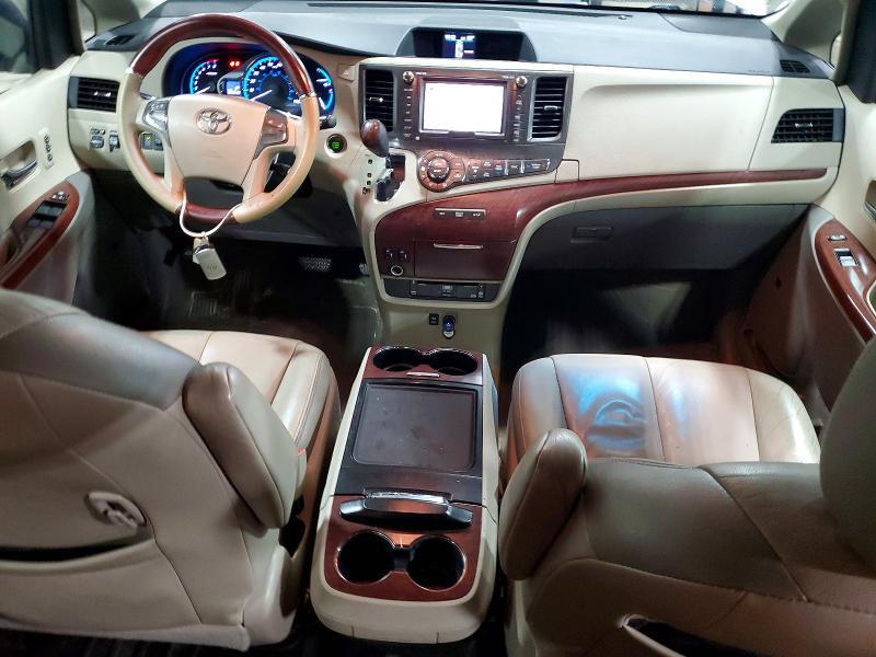 2013 TOYOTA SIENNA LIMITED 7-PASSENGER — Фото 8 из 13
