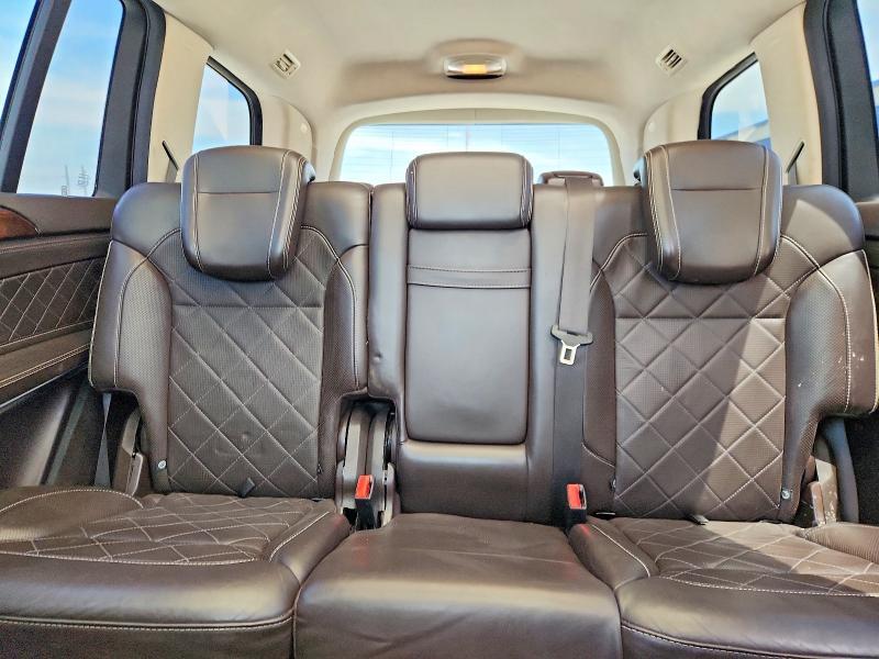 2019 MERCEDES-BENZ GLS 550 4MATIC — Фото 10 из 14