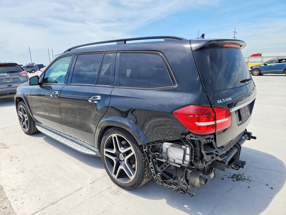 2019 MERCEDES-BENZ GLS 550 4MATIC — Фото 2 из 14