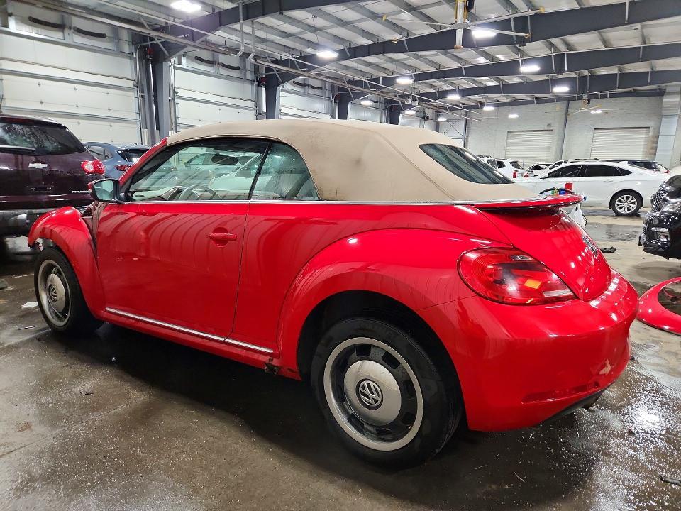 3VW5P7AT9DM800847 2013 VOLKSWAGEN BEETLE photo no. 2