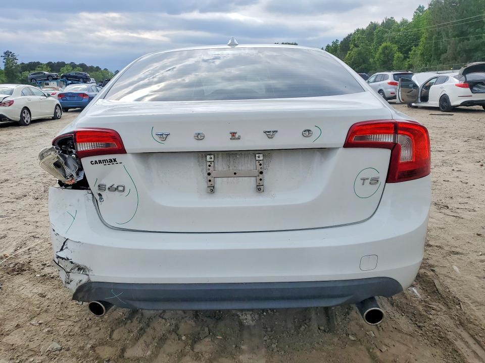 YV1612FS1D1226585 2013 VOLVO S60 photo no. 6