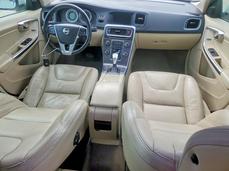 YV1612FS1D1226585 2013 VOLVO S60 photo no. 8