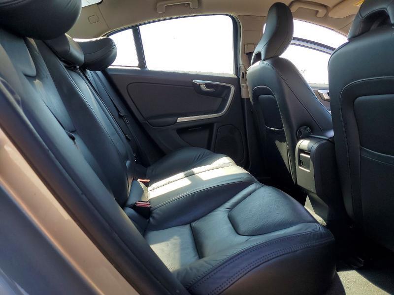 2013 VOLVO S60 T5 — Фото 10 из 12