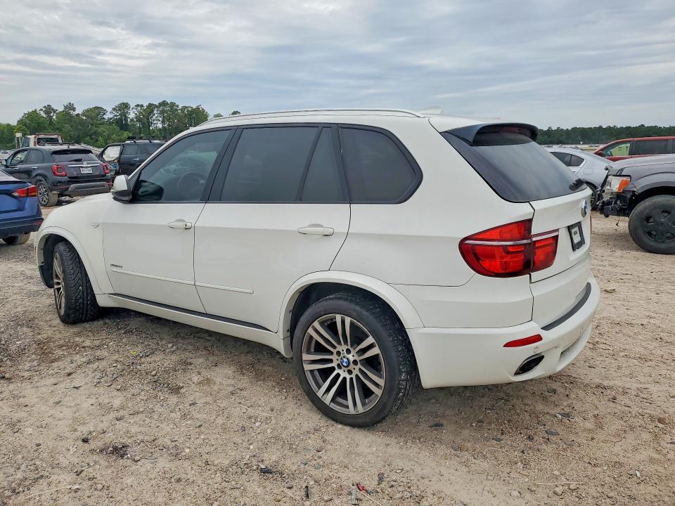 5UXZV8C54CL425222 2012 BMW X5 photo no. 2
