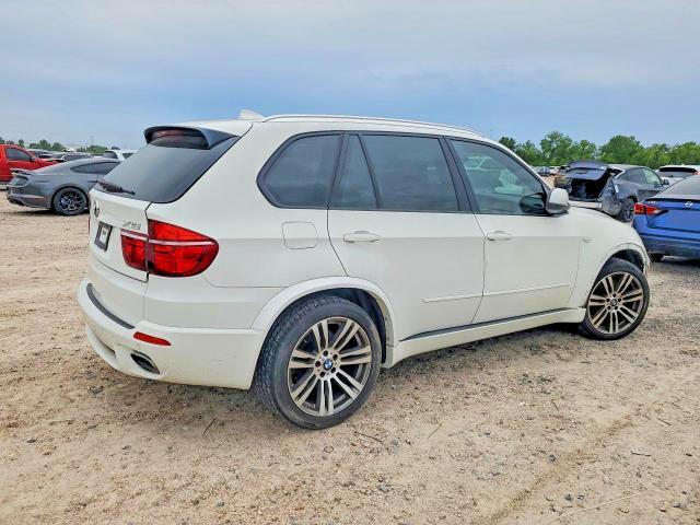 5UXZV8C54CL425222 2012 BMW X5 photo no. 3