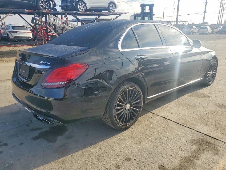 2019 MERCEDES-BENZ C 300 4MATIC — Фото 3 из 11