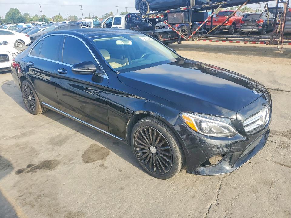 2019 MERCEDES-BENZ C 300 4MATIC — Фото 4 из 11