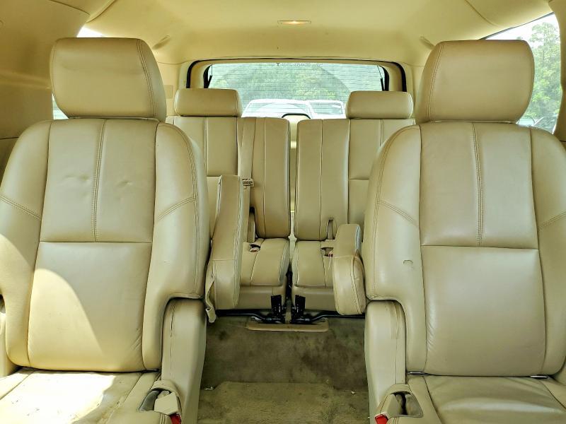 2012 CHEVROLET SUBURBAN C1500 LT — Фото 10 из 13