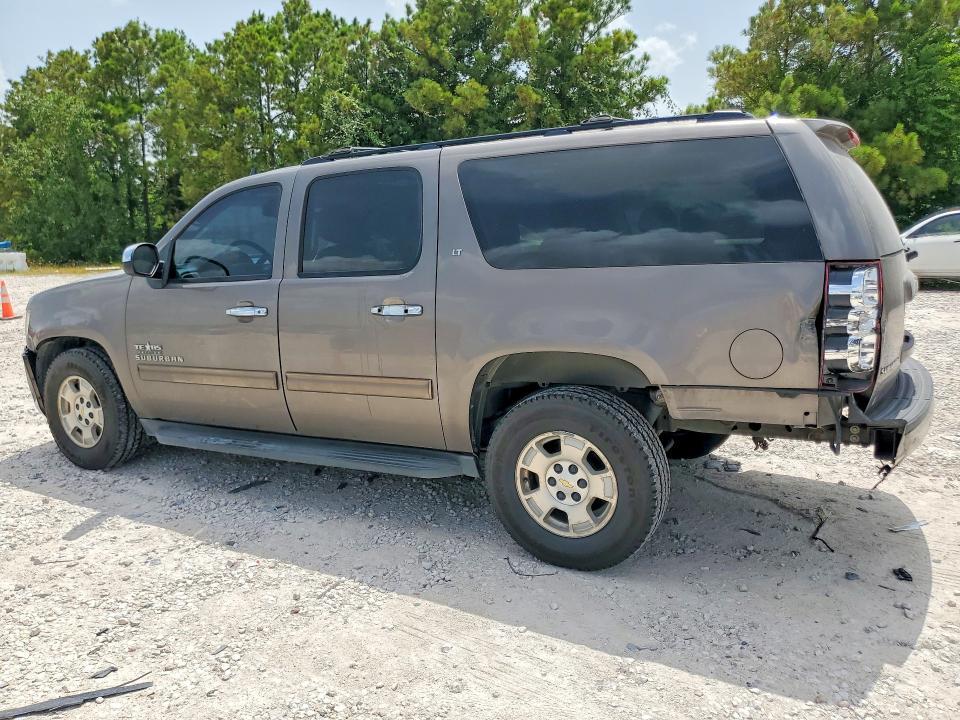 2012 CHEVROLET SUBURBAN C1500 LT — Фото 2 из 13