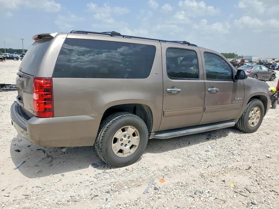 2012 CHEVROLET SUBURBAN C1500 LT — Фото 3 из 13