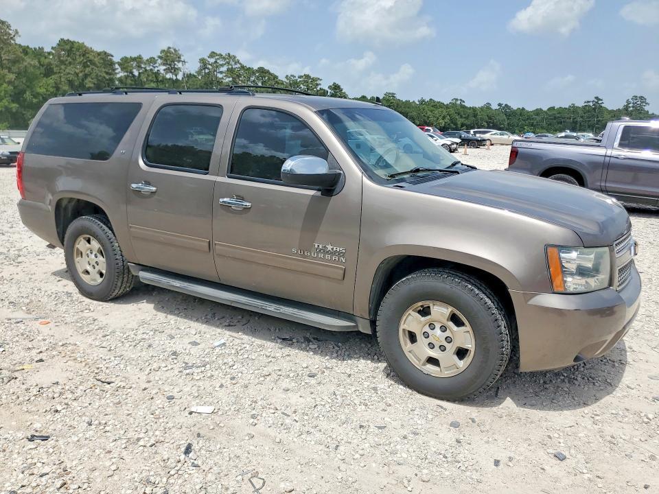 2012 CHEVROLET SUBURBAN C1500 LT — Фото 4 из 13