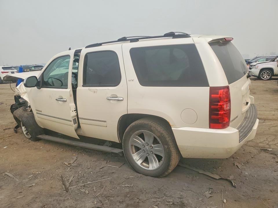 2012 CHEVROLET TAHOE K1500 LTZ — Фото 2 из 13