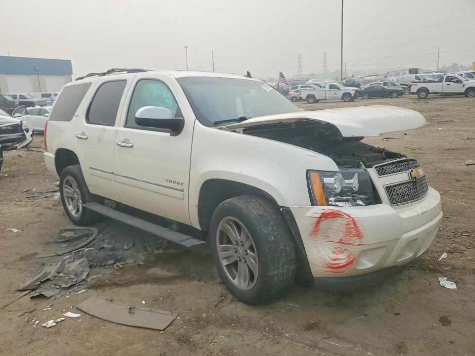 2012 CHEVROLET TAHOE K1500 LTZ — Фото 4 из 13
