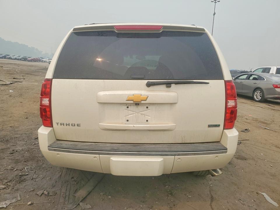 2012 CHEVROLET TAHOE K1500 LTZ — Фото 6 из 13