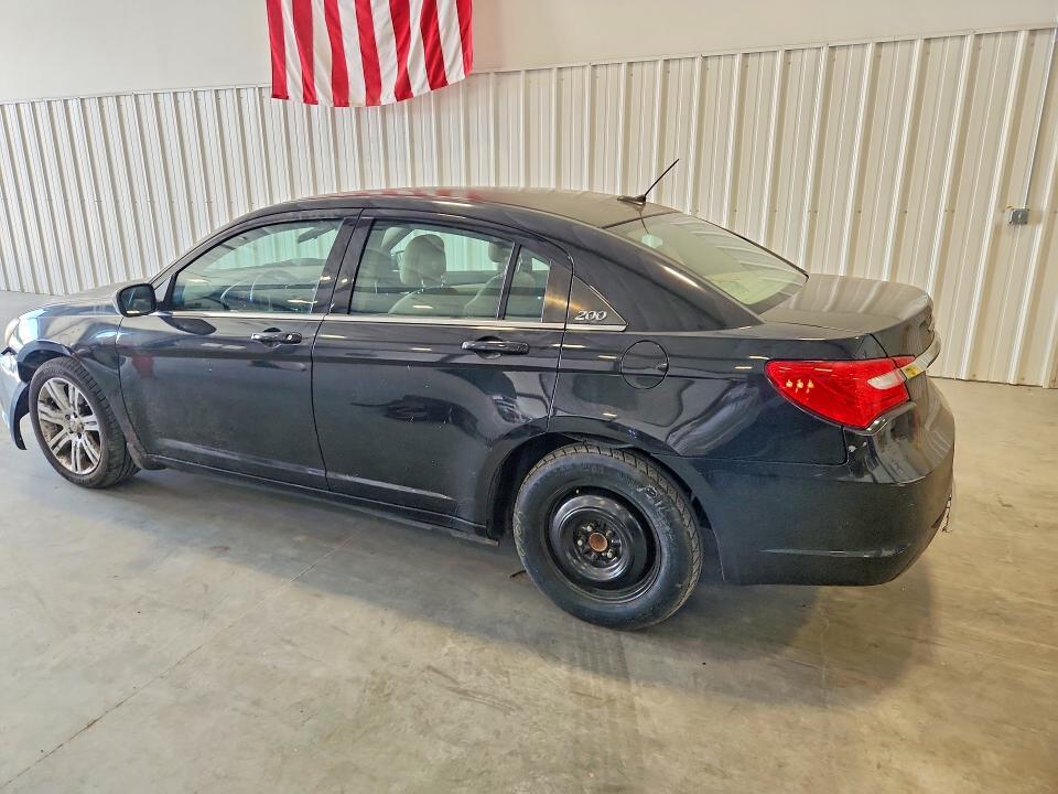 2012 CHRYSLER 200 TOURING — Фото 2 из 12
