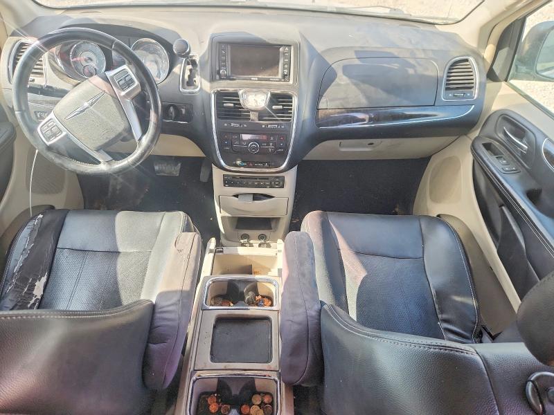 2012 CHRYSLER TOWN & COUNTRY TOURING L — Фото 8 из 13
