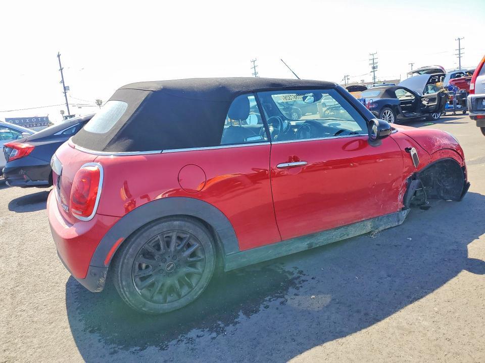 2019 MINI COOPER — Фото 3 из 12