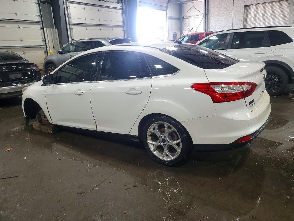 2012 FORD FOCUS SEL — Фото 2 из 13