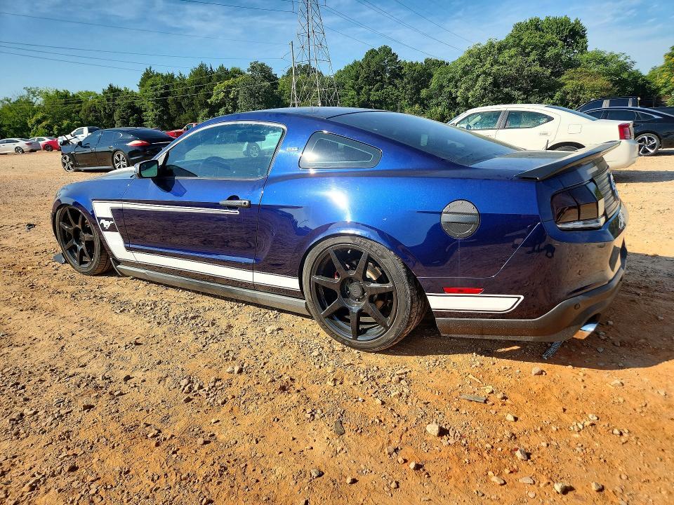 2012 FORD MUSTANG GT — Фото 2 из 12