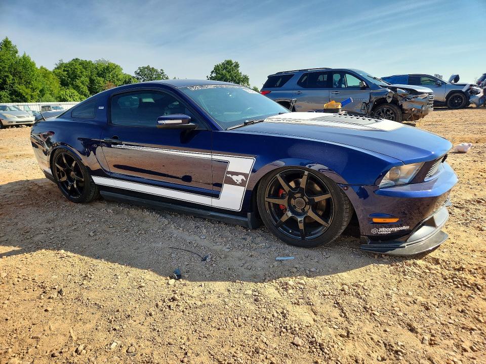 2012 FORD MUSTANG GT — Фото 4 из 12