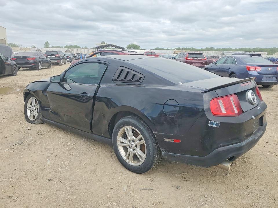 2012 FORD MUSTANG — Фото 2 из 13