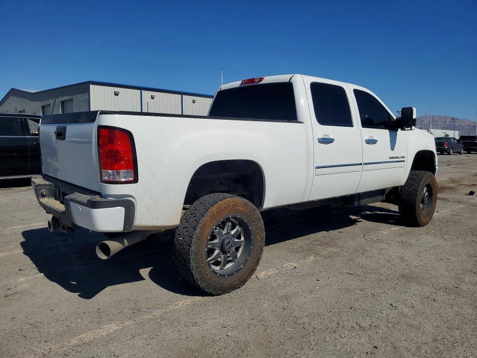 2012 GMC SIERRA K3500 DENALI — Фото 3 из 13