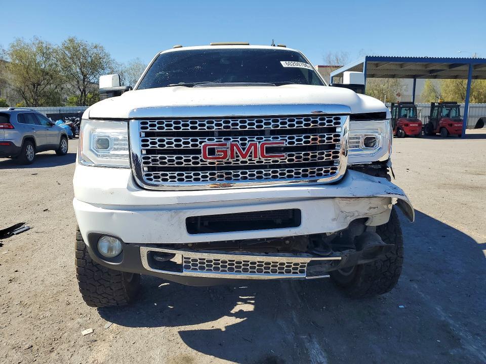 2012 GMC SIERRA K3500 DENALI — Фото 5 из 13