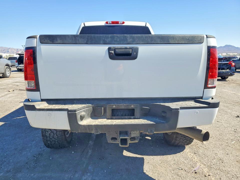 2012 GMC SIERRA K3500 DENALI — Фото 6 из 13
