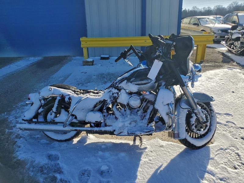 2012 HARLEY-DAVIDSON FLHTK ELECTRA GLIDE ULTRA LIMITED