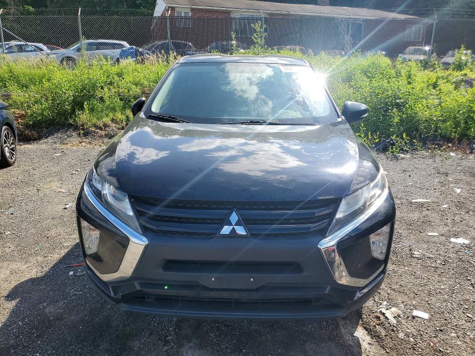 2019 MITSUBISHI ECLIPSE CROSS LE — Фото 5 из 12