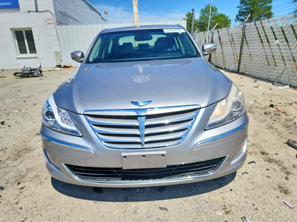2012 HYUNDAI GENESIS 3.8L — Фото 5 из 12