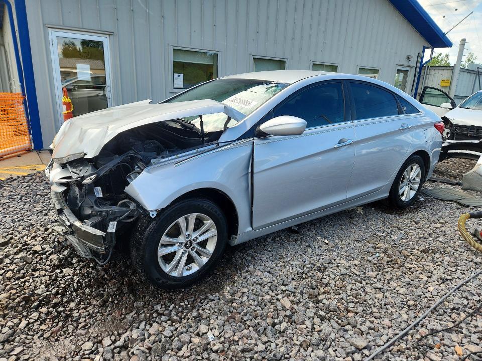 5NPEB4AC0CH471914 2012 HYUNDAI SONATA photo no. 1