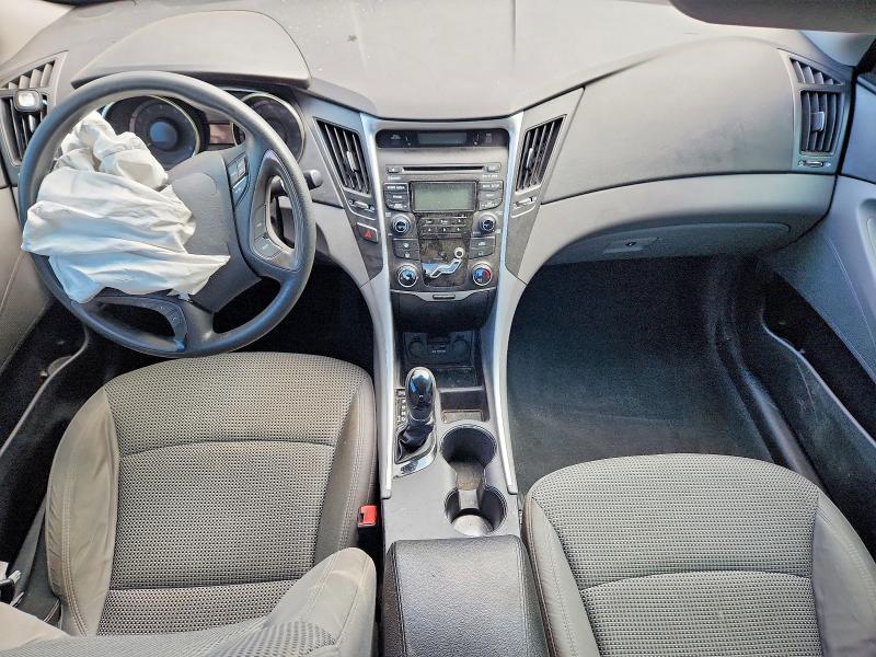 5NPEB4AC0CH471914 2012 HYUNDAI SONATA photo no. 8