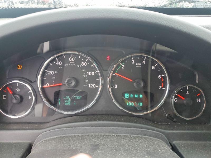2012 JEEP LIBERTY JET — Фото 9 из 12