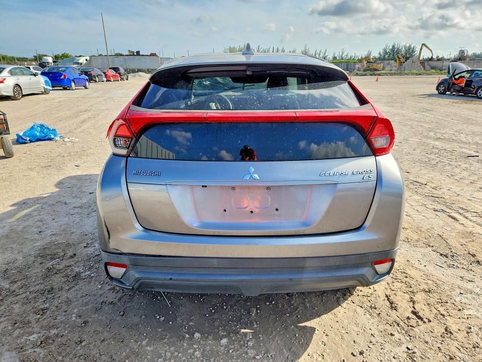 2019 MITSUBISHI ECLIPSE CROSS ES — Фото 6 из 13