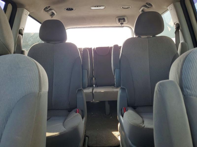 2012 KIA SEDONA LX — Фото 10 из 13