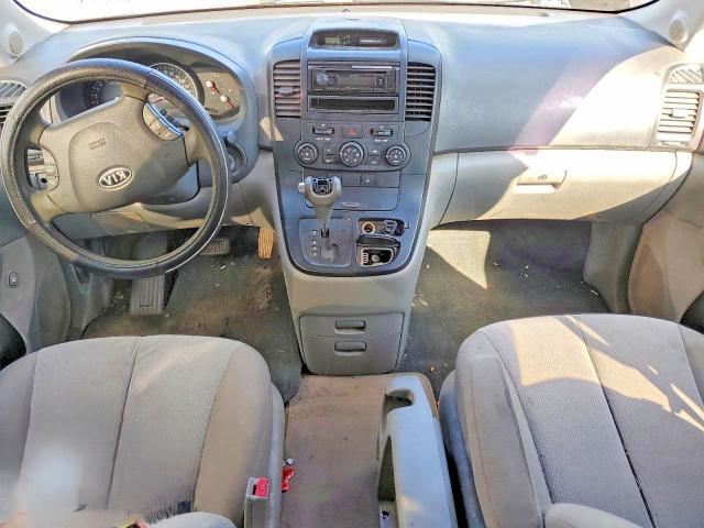 2012 KIA SEDONA LX — Фото 8 из 13